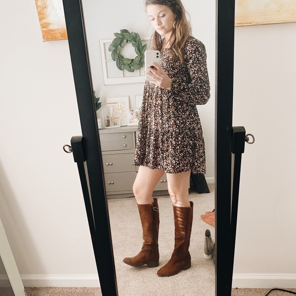 Cognac tall suede boots